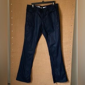 DKNY EAST SIDE JEANS